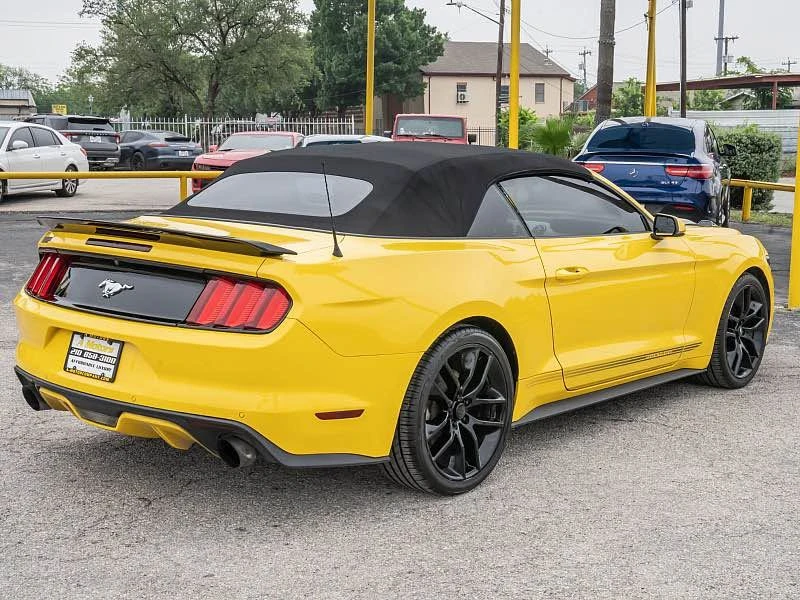 2017 Ford S550 Mustang - Image 8 of 20