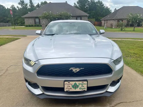 2017 Ford Mustang EcoBoost Coupe 2D