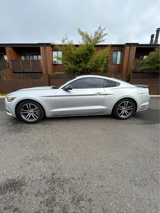 2017 Ford S550 Mustang - Image 4 of 11