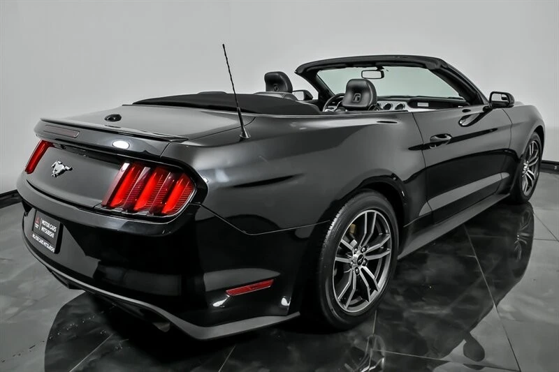 2017 Ford S550 Mustang - Image 10 of 31
