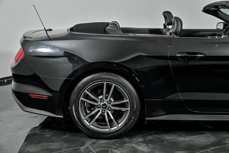 2017 Ford S550 Mustang - Image 11 of 31