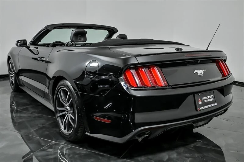 2017 Ford S550 Mustang - Image 8 of 31