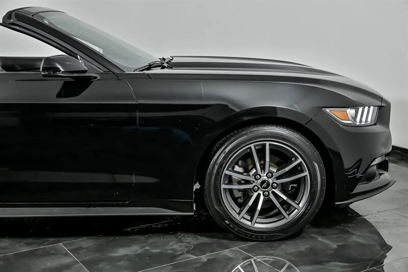 2017 Ford S550 Mustang - Image 12 of 31