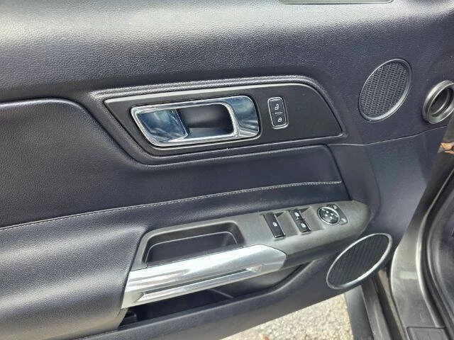 2017 Ford S550 Mustang - Image 11 of 20