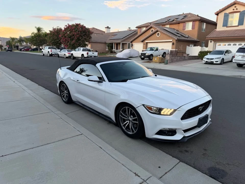2017 Ford S550 Mustang - Image 2 of 9