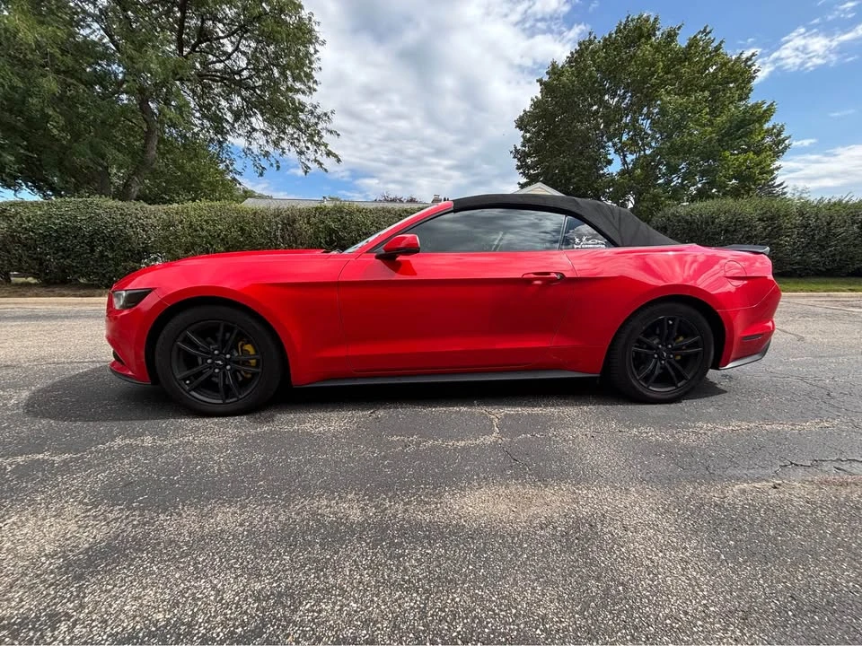 2017 Ford S550 Mustang - Image 2 of 12