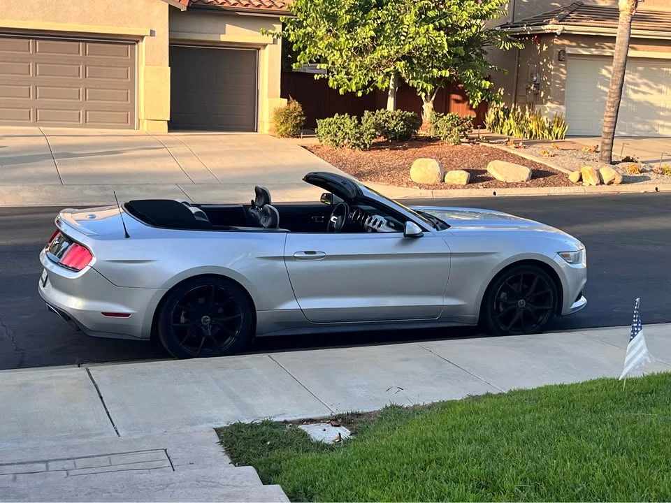 2017 Ford S550 Mustang - Image 2 of 20