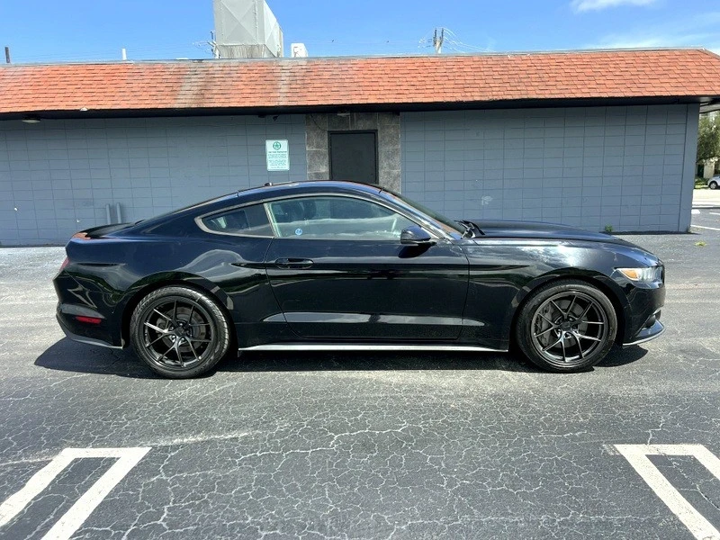 2017 Ford S550 Mustang - Image 8 of 31