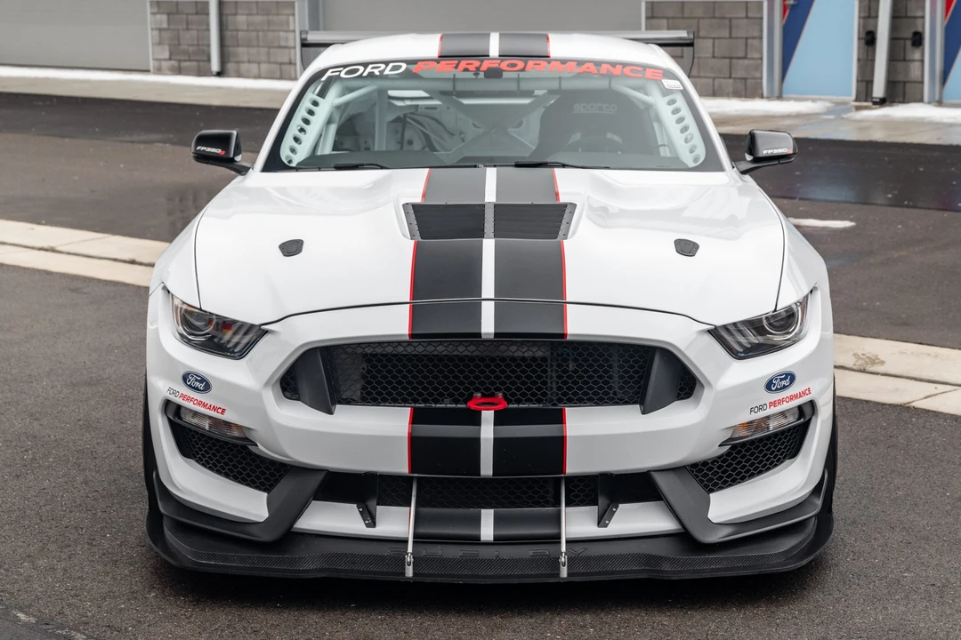 2017 Ford S550 Mustang - Image 2 of 31