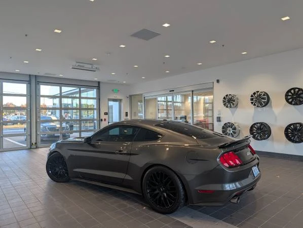 2017 Ford S550 Mustang - Image 2 of 14