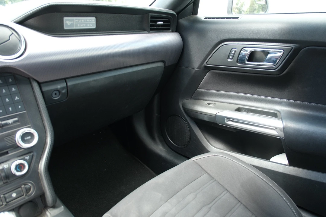 2017 Ford S550 Mustang - Image 13 of 21