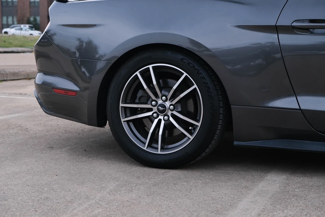 2017 Ford S550 Mustang - Image 8 of 21