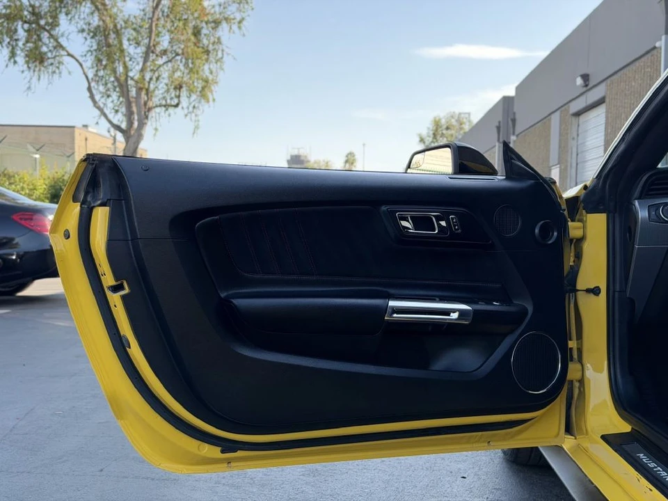 2017 Ford S550 Mustang GT - Image 9 of 27