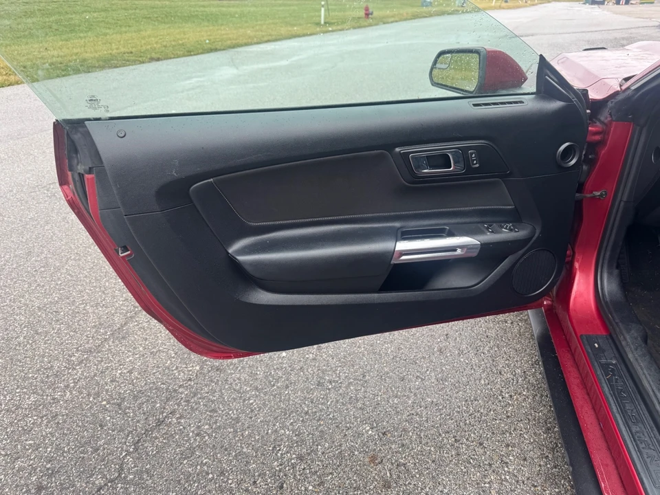 2017 Ford S550 Mustang - Image 13 of 17