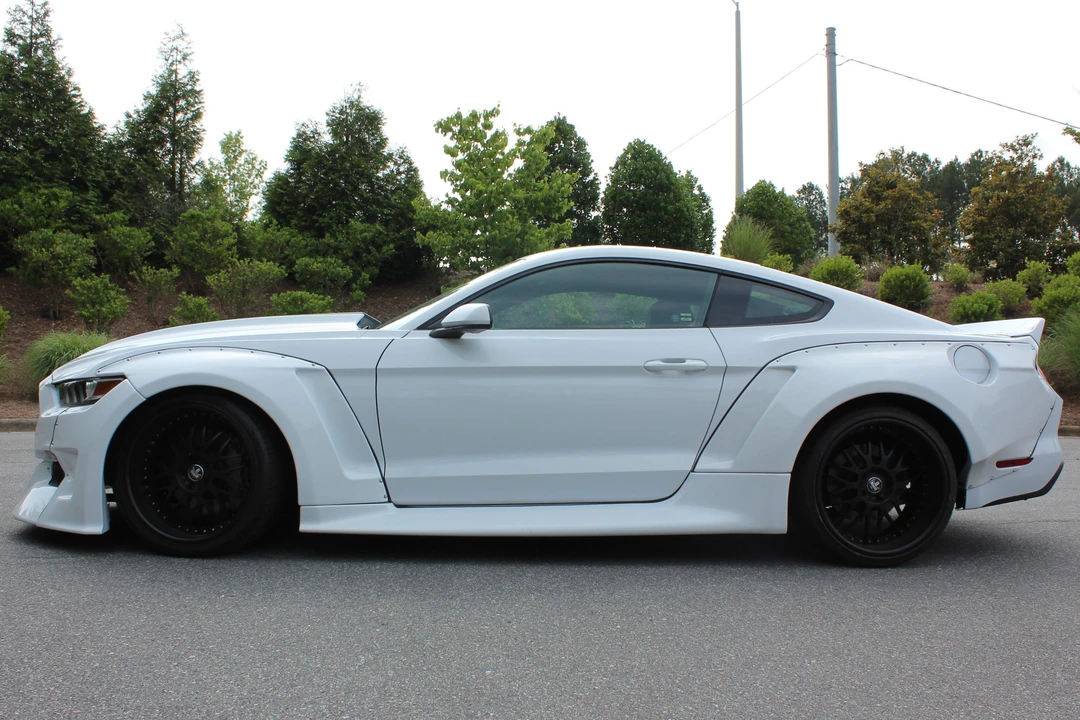 2017 Ford S550 Mustang - Image 3 of 31