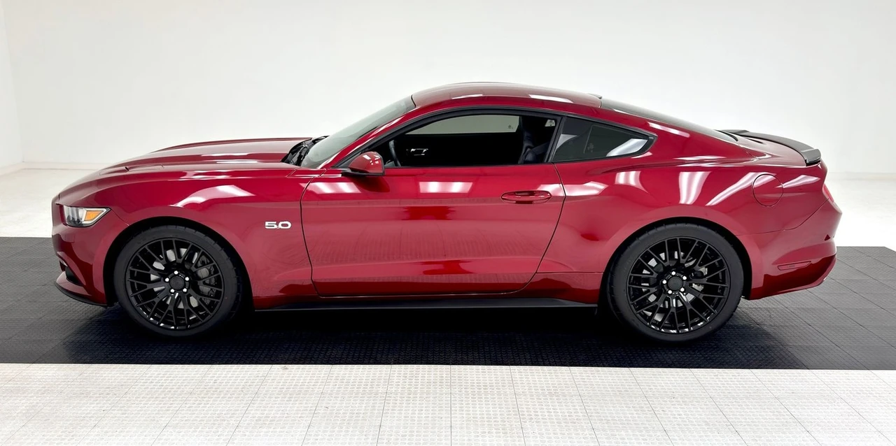 2017 Ford S550 Mustang - Image 2 of 12