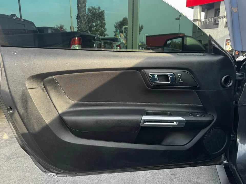 2017 Ford S550 Mustang GT - Image 8 of 15