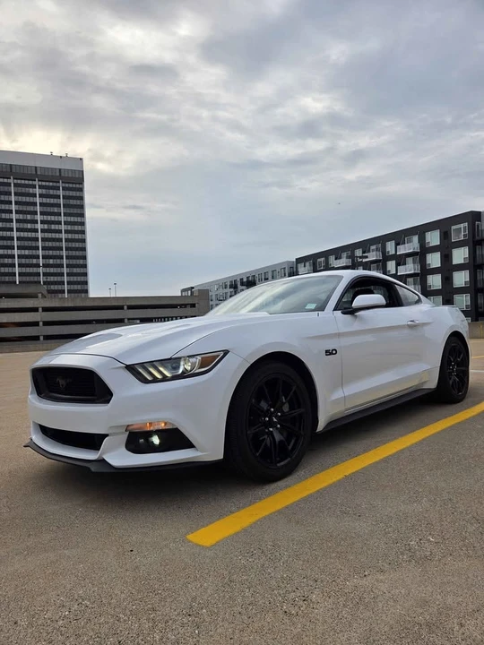 2017 Ford S550 Mustang GT - Image 2 of 12