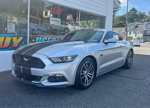 2017 Ford Mustang GT Coupe 2D