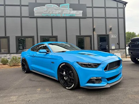 2017 Ford Mustang GT Coupe 2D