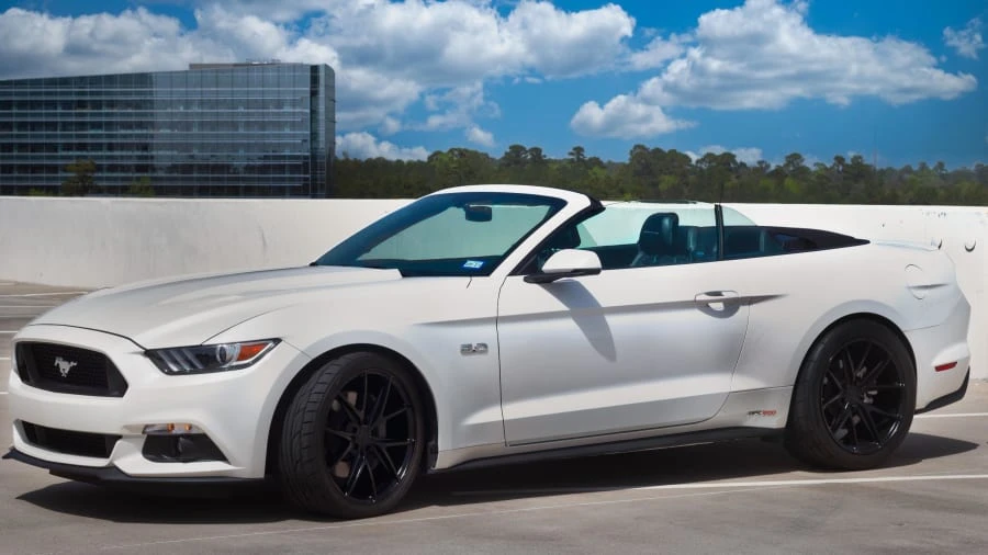 2017 Ford S550 Mustang - Image 2 of 27
