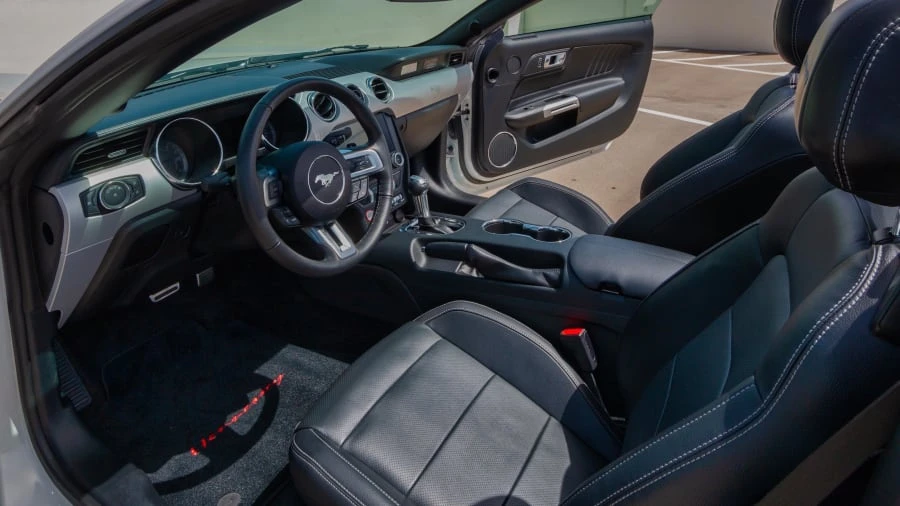 2017 Ford S550 Mustang - Image 5 of 27
