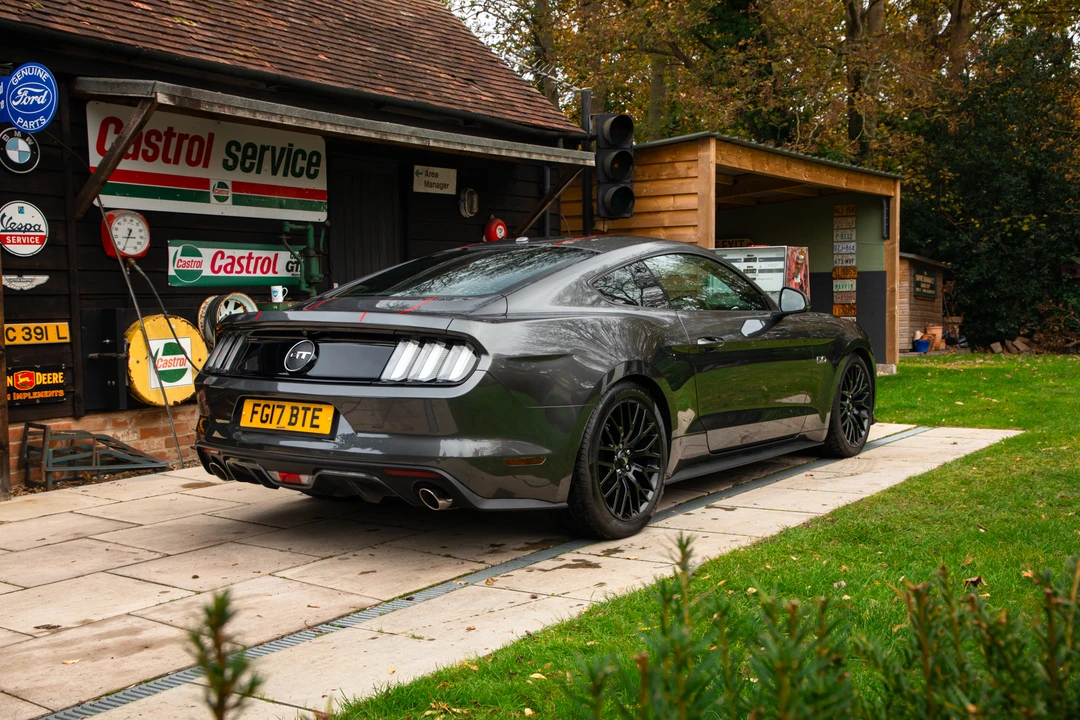 2017 Ford S550 Mustang - Image 7 of 31