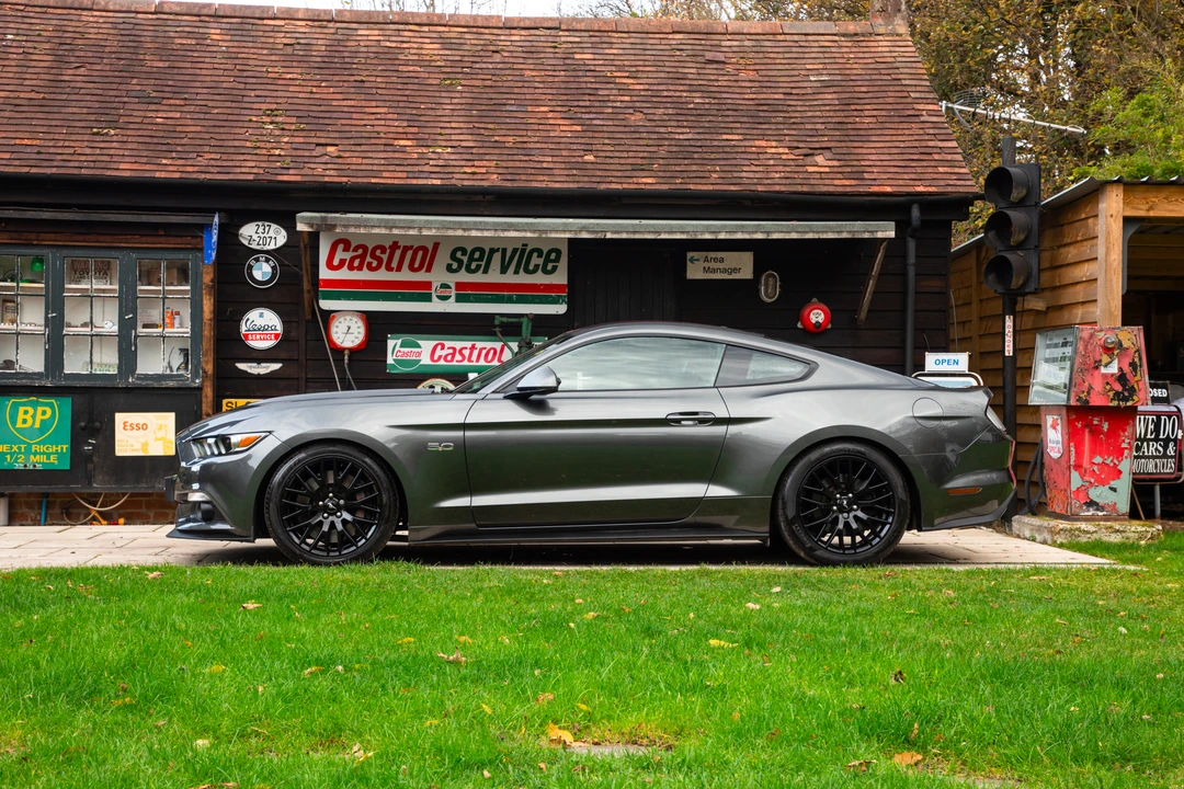 2017 Ford S550 Mustang - Image 4 of 31
