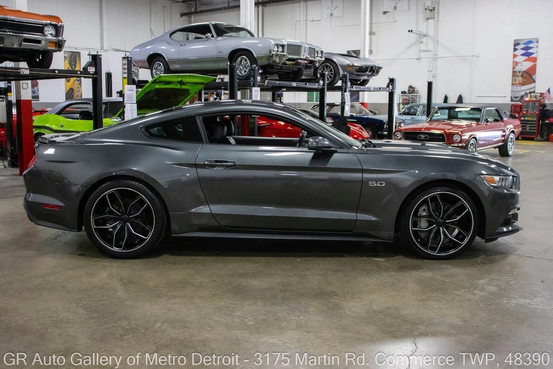 2017 Ford S550 Mustang GT - Image 8 of 31