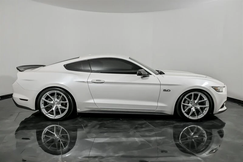 2017 Ford S550 Mustang GT - Image 10 of 29