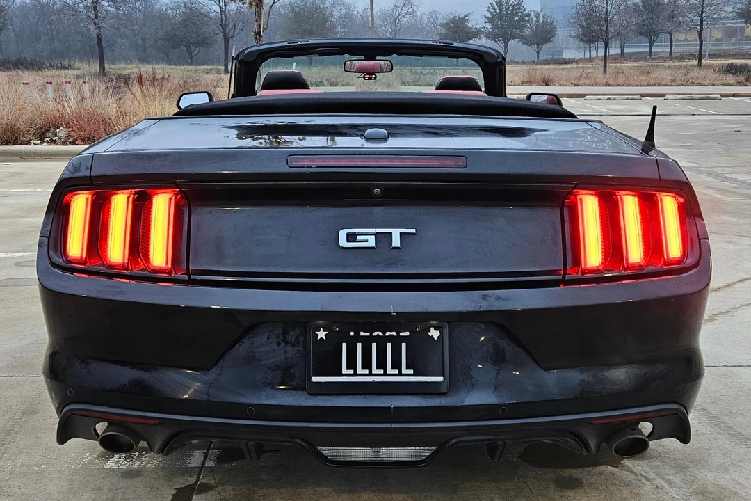 2017 Ford S550 Mustang - Image 5 of 31