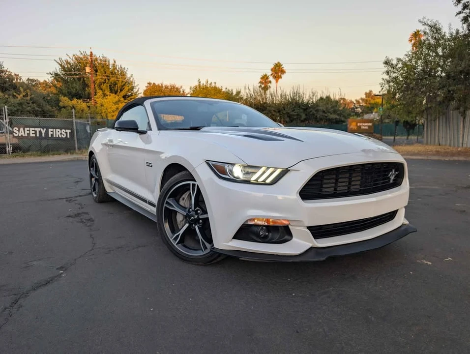 2017 Ford S550 Mustang GT - Image 2 of 19
