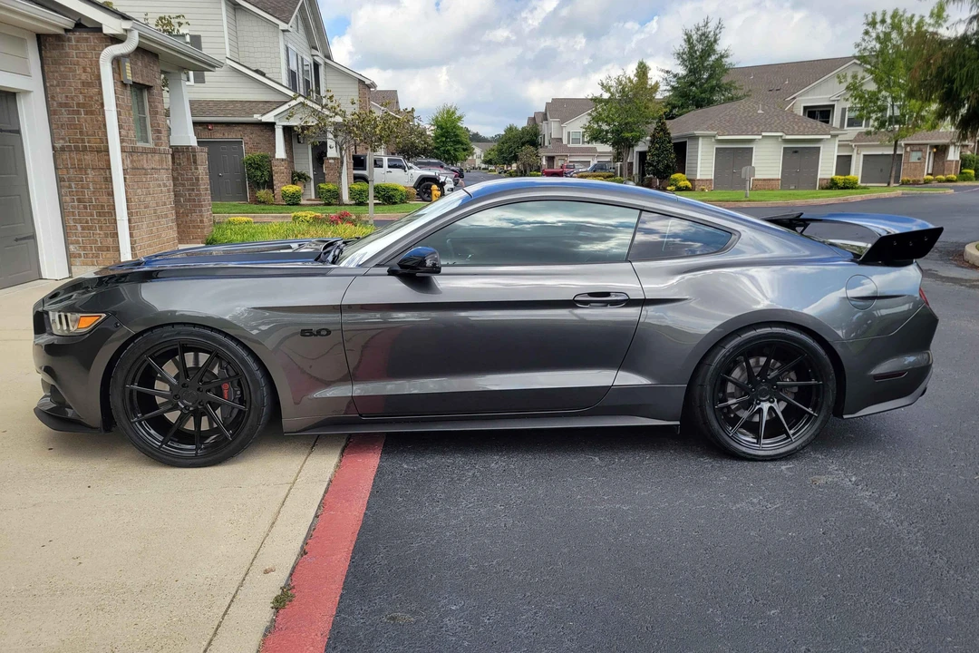 2017 Ford S550 Mustang GT - Image 8 of 31