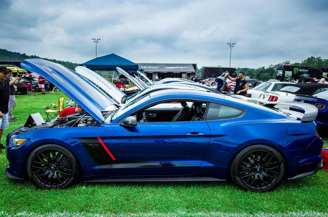 2017 Ford S550 Mustang - Image 10 of 30