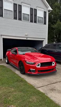 2017 Ford Mustang GT Premium Coupe 2D