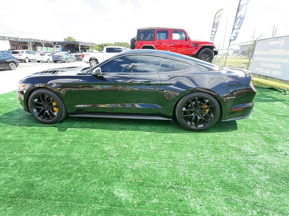 2017 Ford S550 Mustang - Image 5 of 11