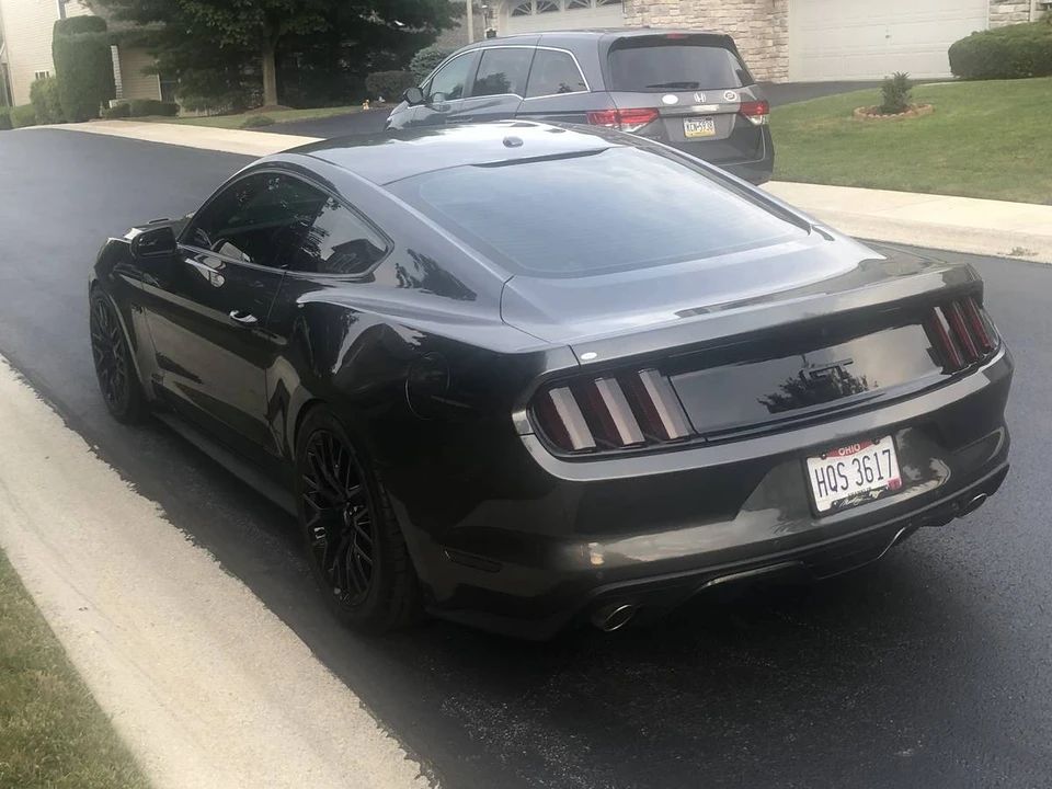 2017 Ford Mustang - Image 10 of 13