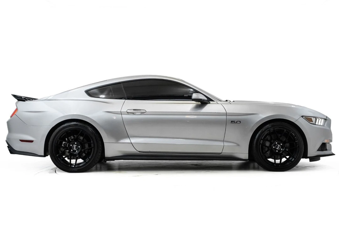 2017 Ford S550 Mustang GT - Image 7 of 31