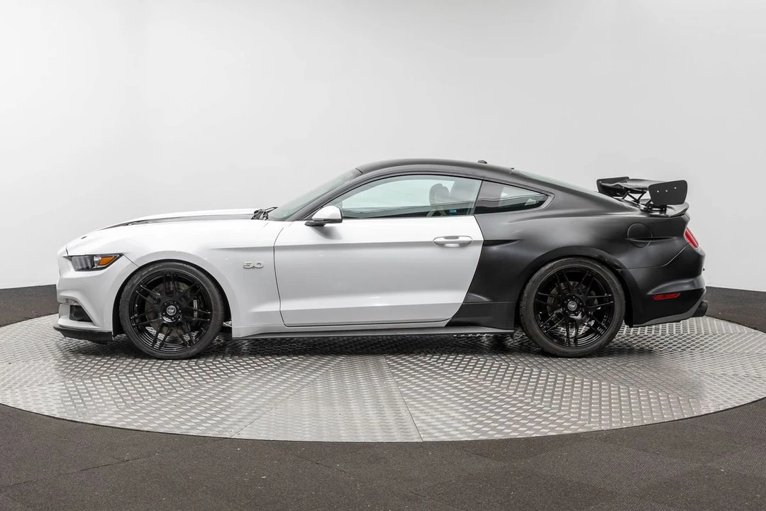 2017 Ford S550 Mustang GT - Image 7 of 31