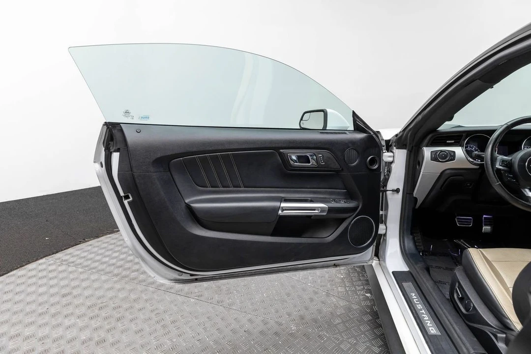 2017 Ford S550 Mustang GT - Image 9 of 31