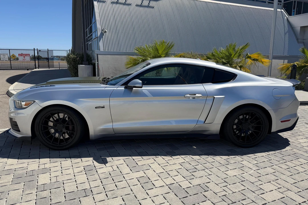 2017 Ford S550 Mustang GT - Image 3 of 31