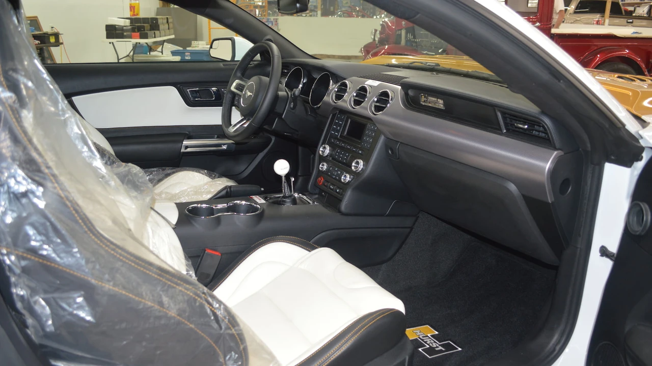 2017 Ford S550 Mustang - Image 2 of 7