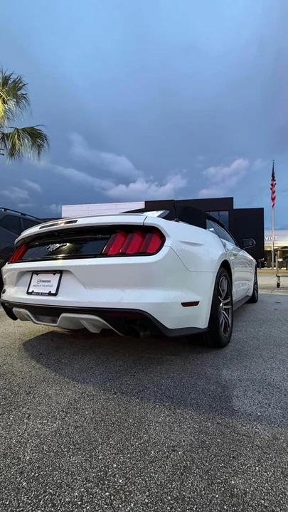 2017 Ford S550 Mustang - Image 2 of 7