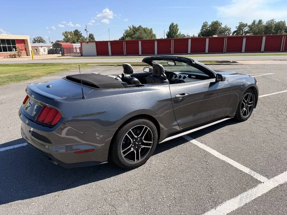 2017 Ford S550 Mustang - Image 2 of 12