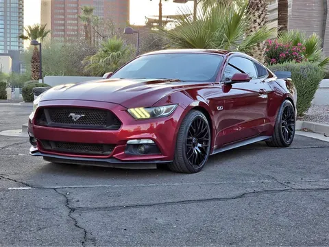 2017 Ford Mustang Otro