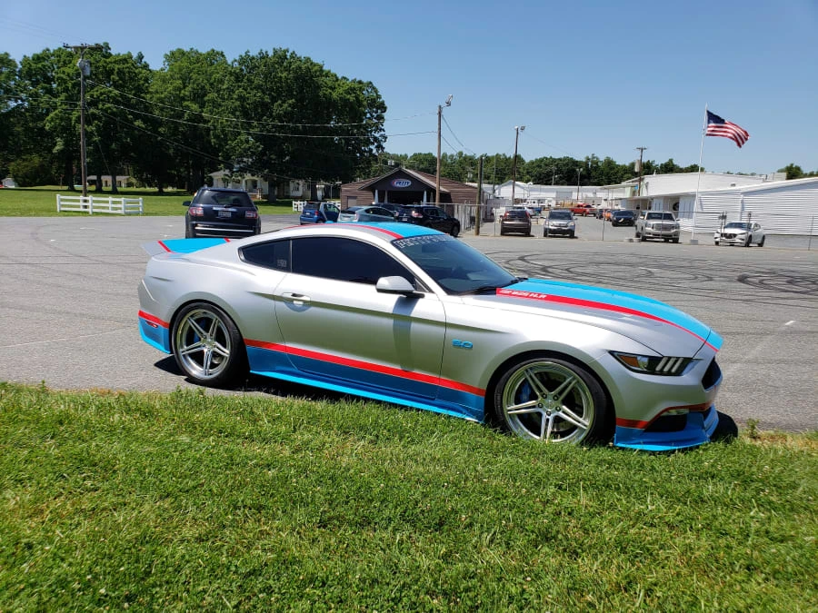 2017 Ford S550 Mustang - Image 2 of 11