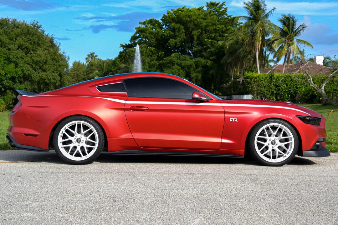 2017 Ford S550 Mustang - Image 3 of 31