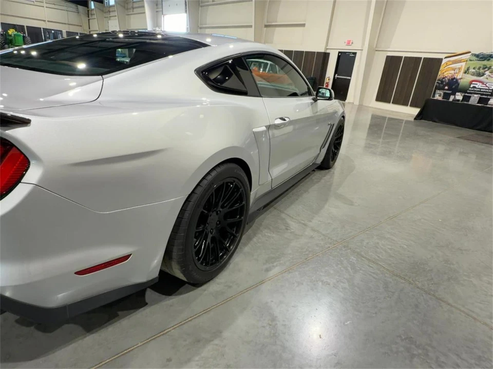 2017 Ford S550 Mustang - Image 8 of 31