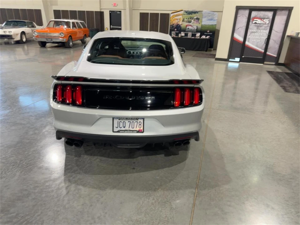 2017 Ford S550 Mustang - Image 5 of 31