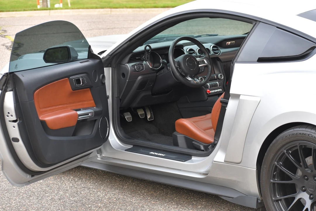 2017 Ford S550 Mustang - Image 14 of 31